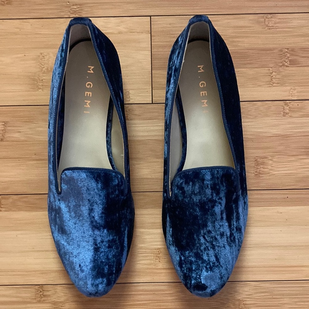 M. Gemi “The Parma” velvet flats, in “as new” condition. Handmade in Italy.